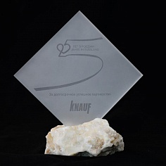 Сувенир из стекла и камня KNAUF - производство сувениров